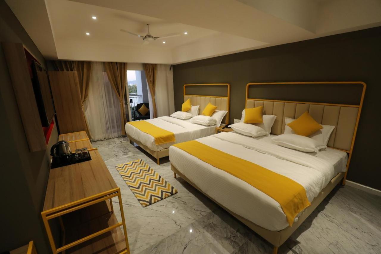Phoenix - Unmatched Comfort Udaipur Eksteriør bilde