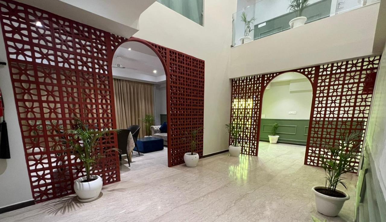 Phoenix - Unmatched Comfort Udaipur Eksteriør bilde