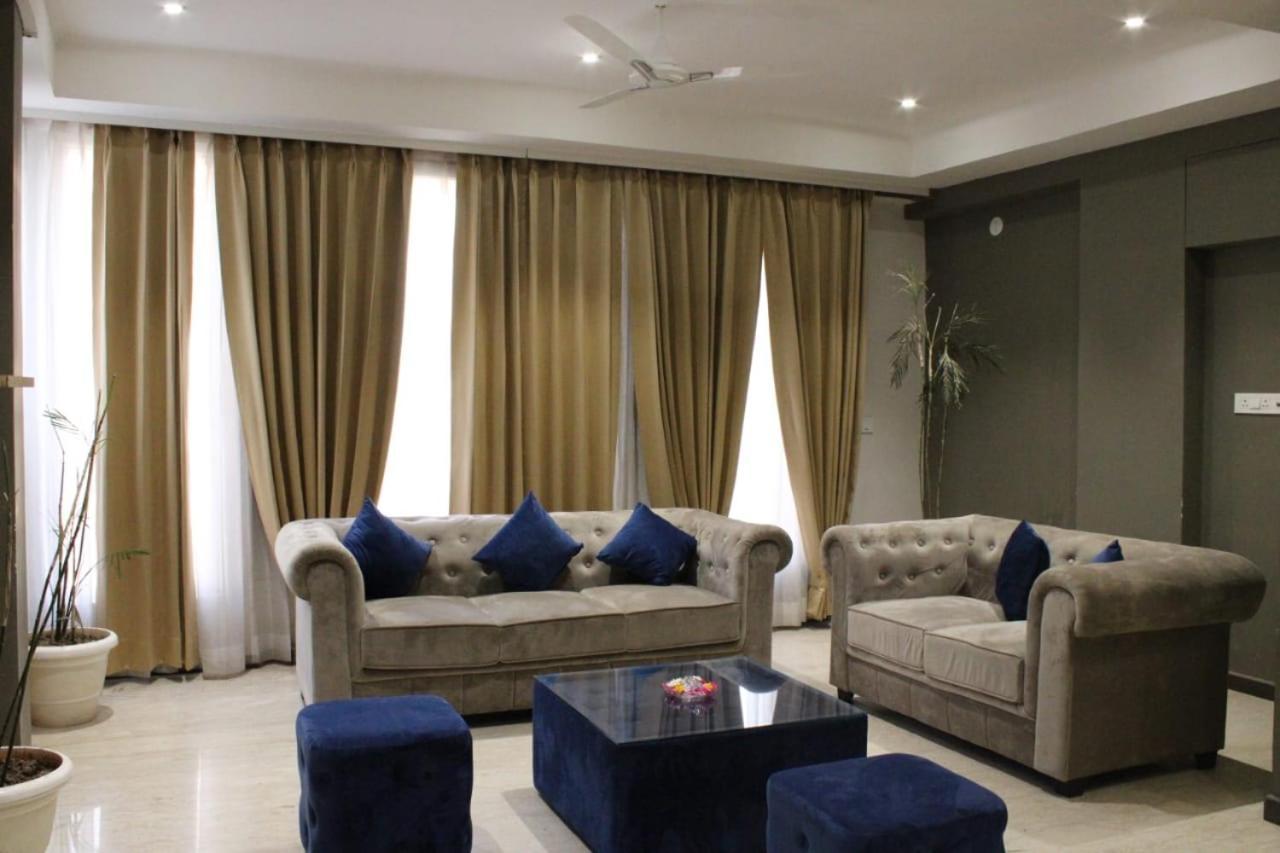 Phoenix - Unmatched Comfort Udaipur Eksteriør bilde