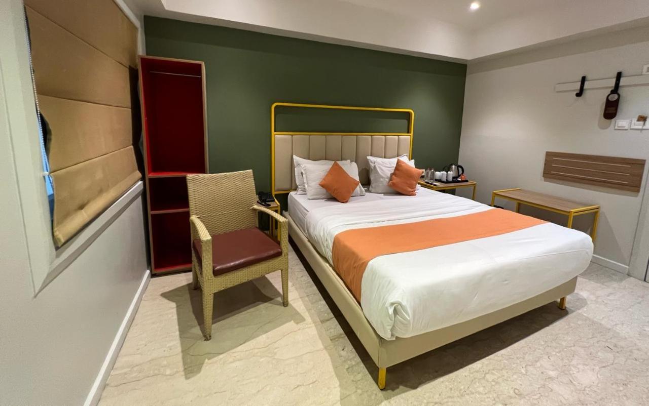 Phoenix - Unmatched Comfort Udaipur Eksteriør bilde